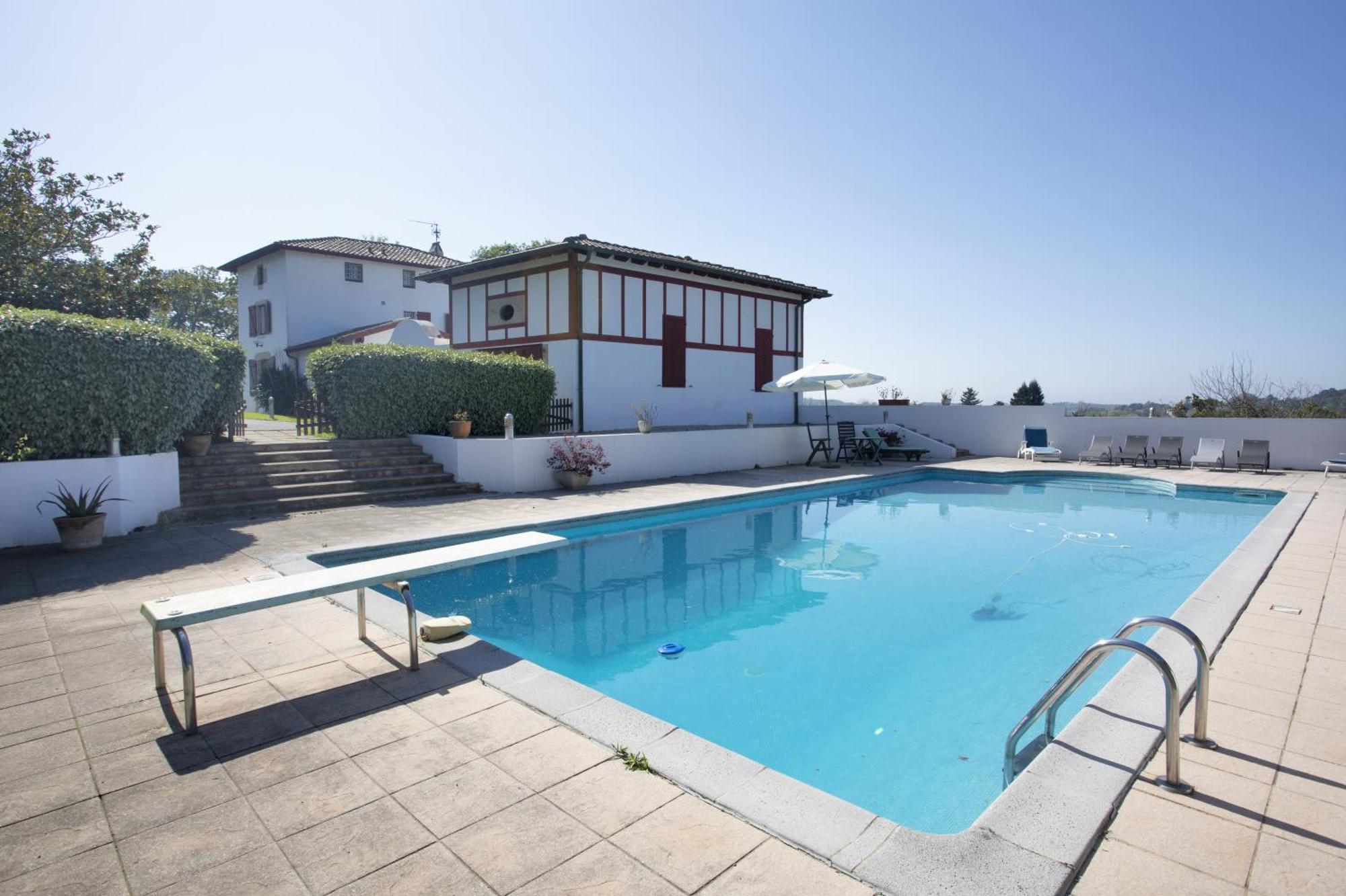Maison Beltzenia Hébergement de vacances *